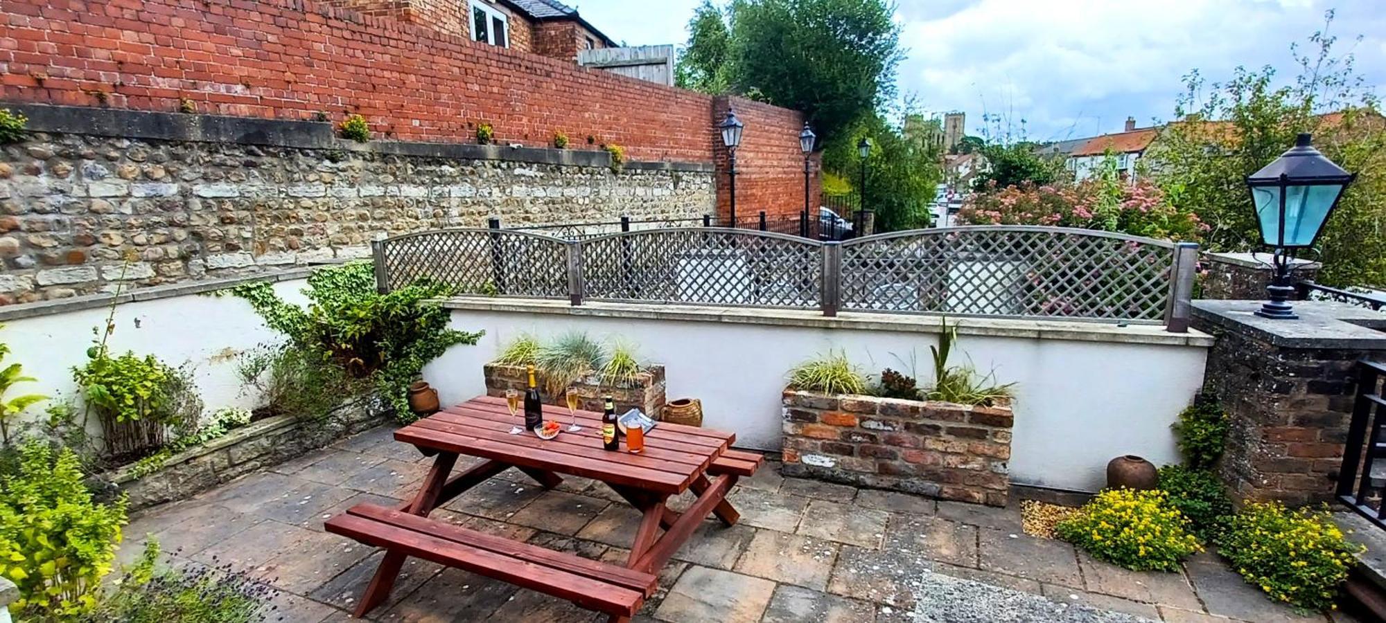 Central Ripon Apartment - View Of The Cathedral! Luaran gambar